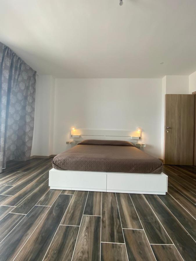 Manfredi Sea Room В'єсте Екстер'єр фото