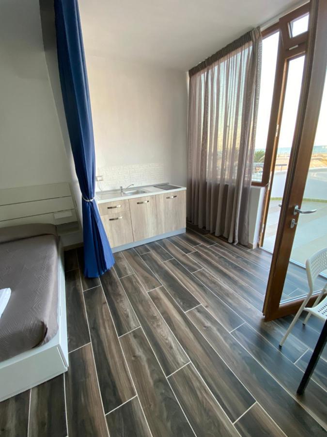Manfredi Sea Room В'єсте Екстер'єр фото