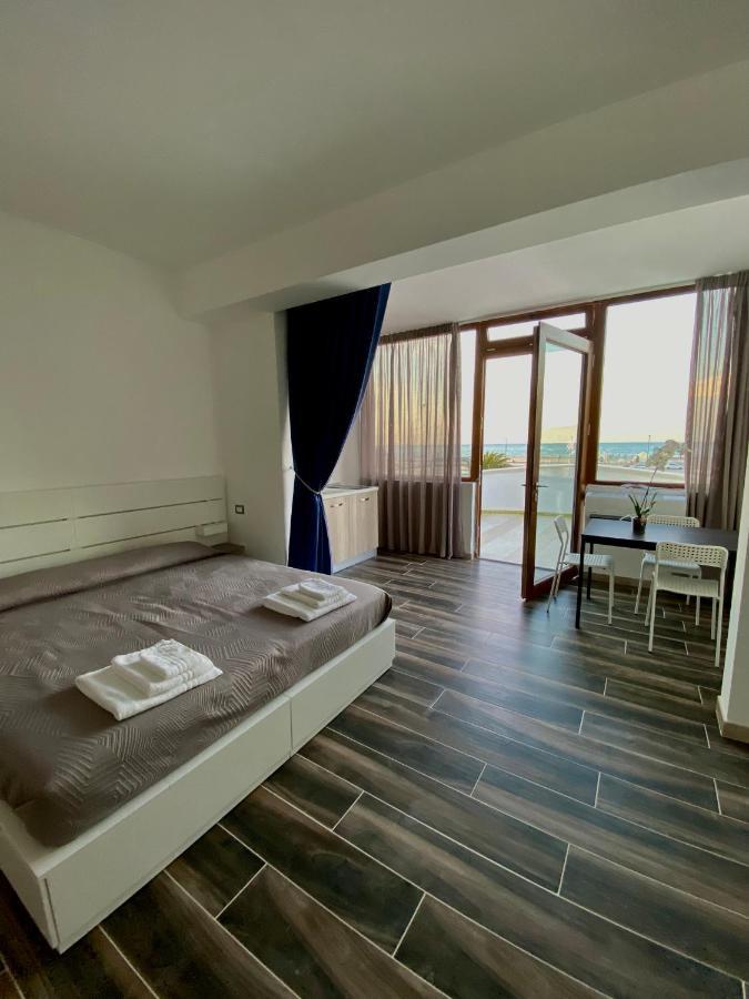 Manfredi Sea Room В'єсте Екстер'єр фото