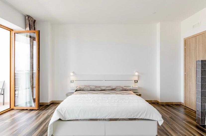 Manfredi Sea Room В'єсте Екстер'єр фото